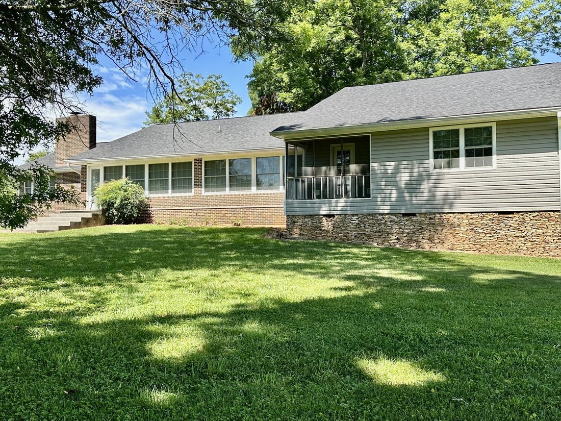 House in Englewood, Tennessee, United States 5 - 18702174