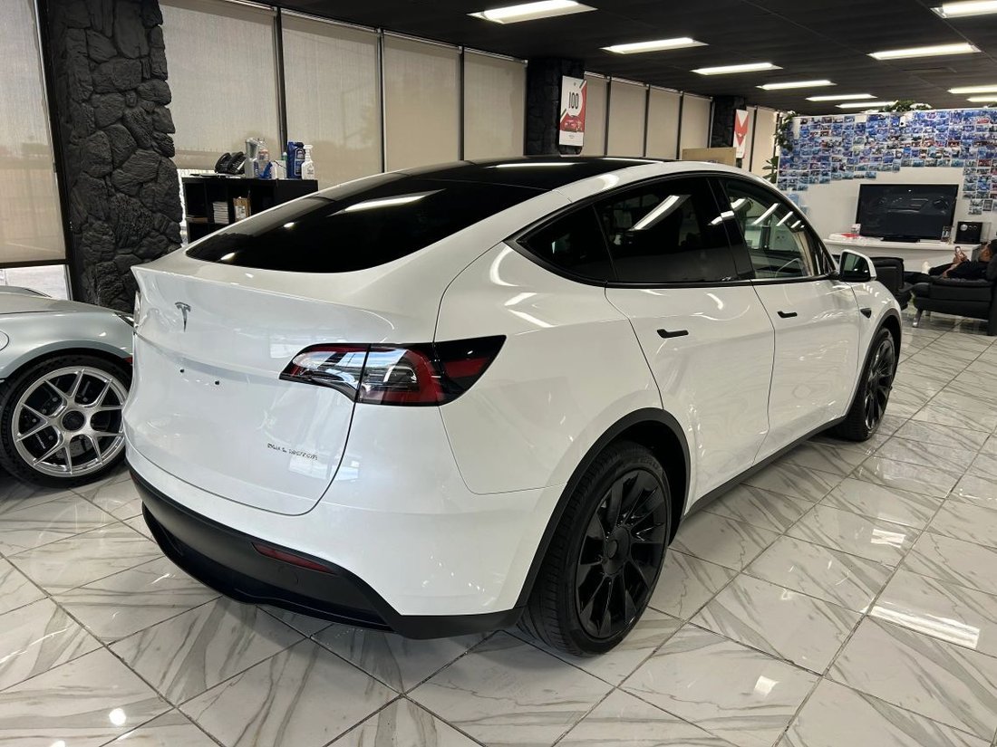 Suv in Pittsburg, CA, United States 5 - 18702063