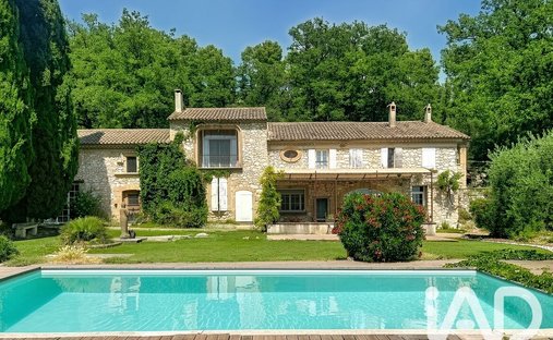 Maison à Cadenet, Provence-Alpes-Côte d'Azur, France 1
