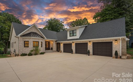 House in Mooresville, North Carolina, United States 1