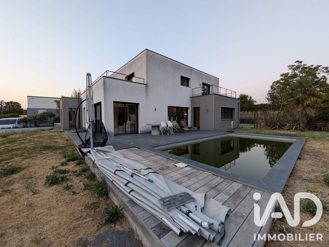 House in Est, Fondettes, France 2 - 18703019