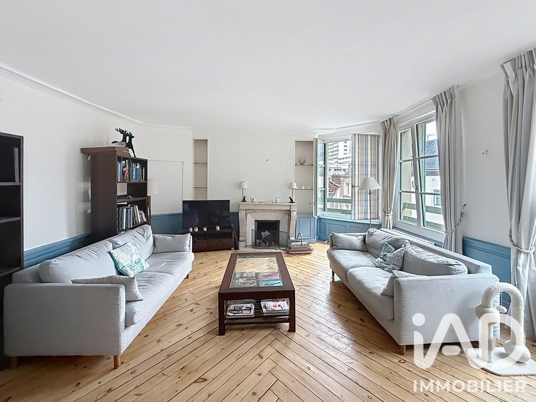Apartment in Vieux Marché-Cathédrale, Rouen, France 1 - 16839727