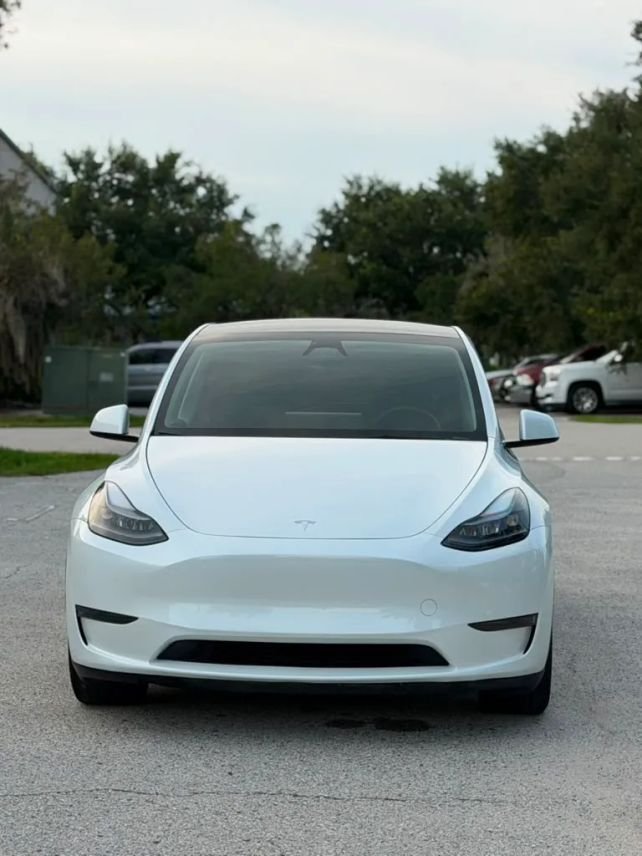 Suv in Kissimmee, FL, United States 4 - 18702067