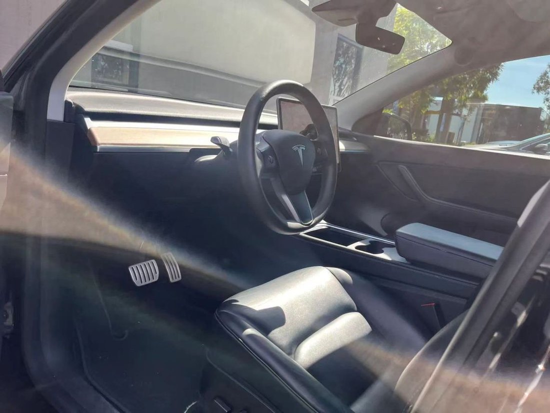 Suv in Costa Mesa, CA, United States 3 - 18702051
