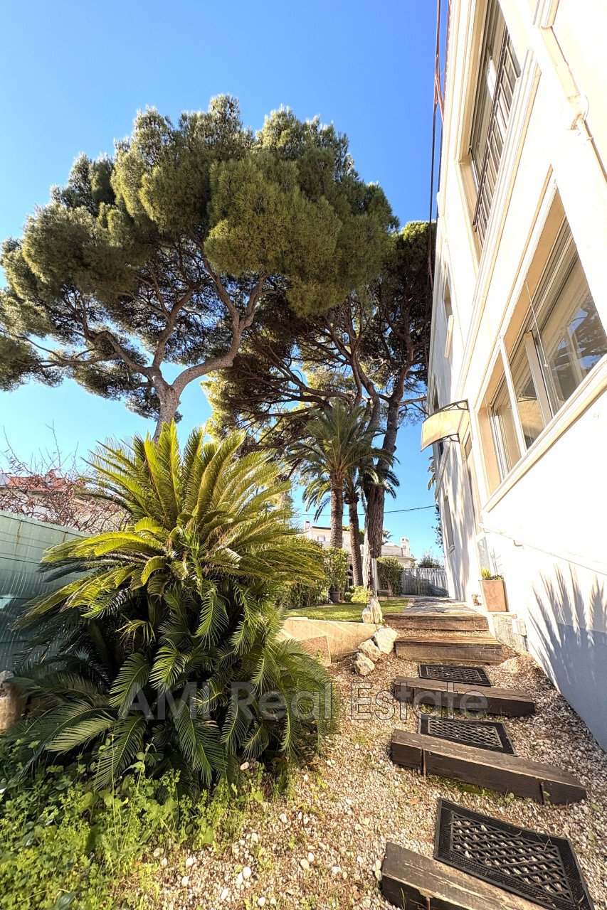 Villa en Niza, Provenza-Alpes-Costa Azul, Francia 2 - 18701597