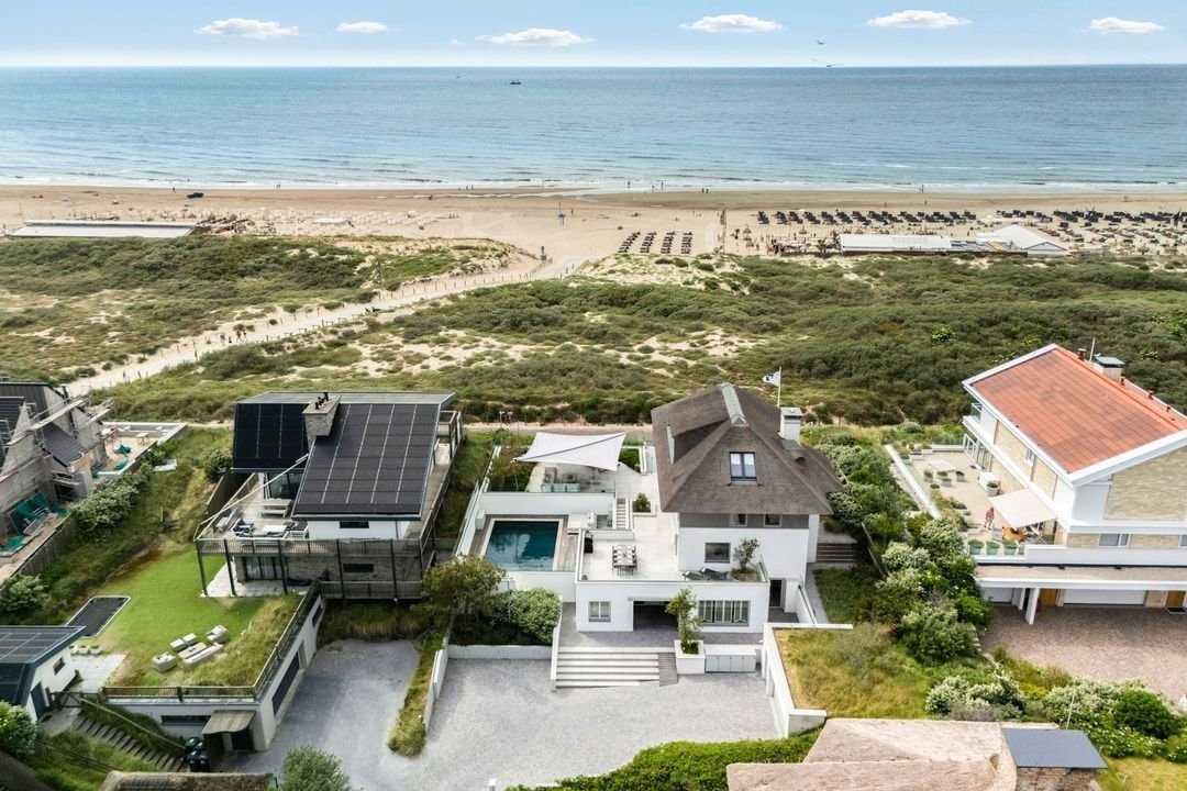 Villa in Noordwijk, South Holland, Netherlands 1 - 18702036