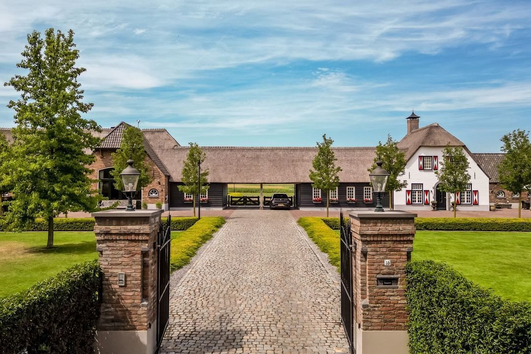 Estate in Helmond, North Brabant, Netherlands 2 - 18702037