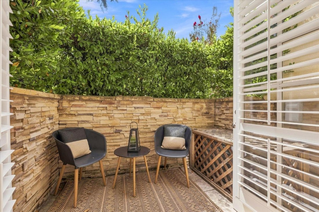 Condo in Los Altos Hills, California, United States 4 - 18701970