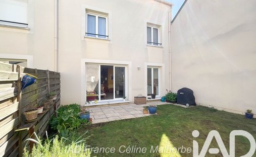 Maison à Hauts d'Asnières-Métro, Asnières-sur-Seine, France 1