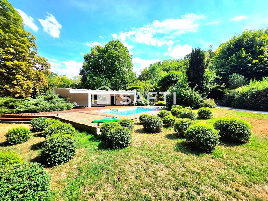 House in Montevrain, Ile-de-France, France 1 - 18702463