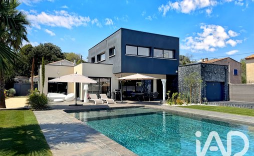 Haus in Zone Nord, Saint-Gilles, Frankreich 1
