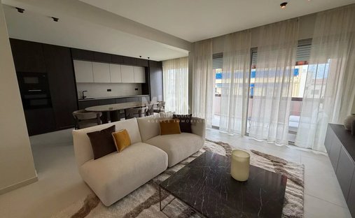 Appartement à Lagare, Antibes, France 1