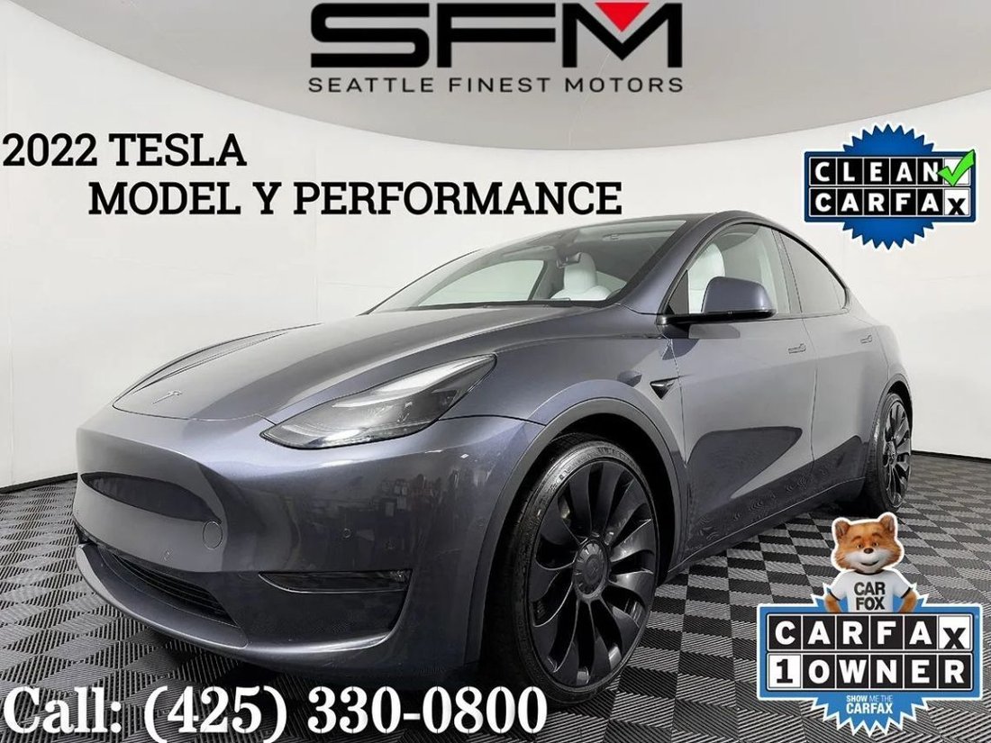 Suv in Lynnwood, WA, United States 1 - 18702052
