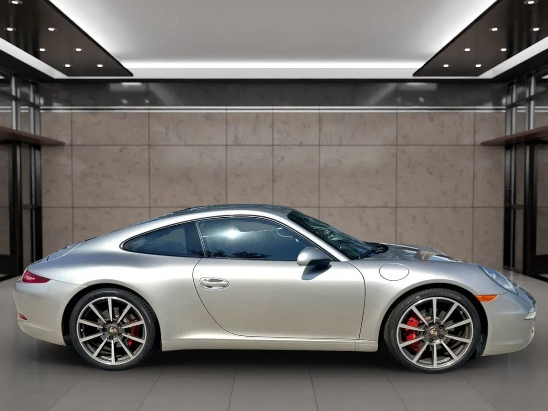 Coupe in West Palm Beach, FL, United States 2 - 18702074