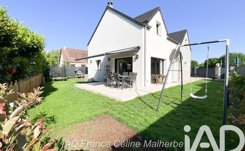 House in Aigremont, Ile-de-France, France 1
