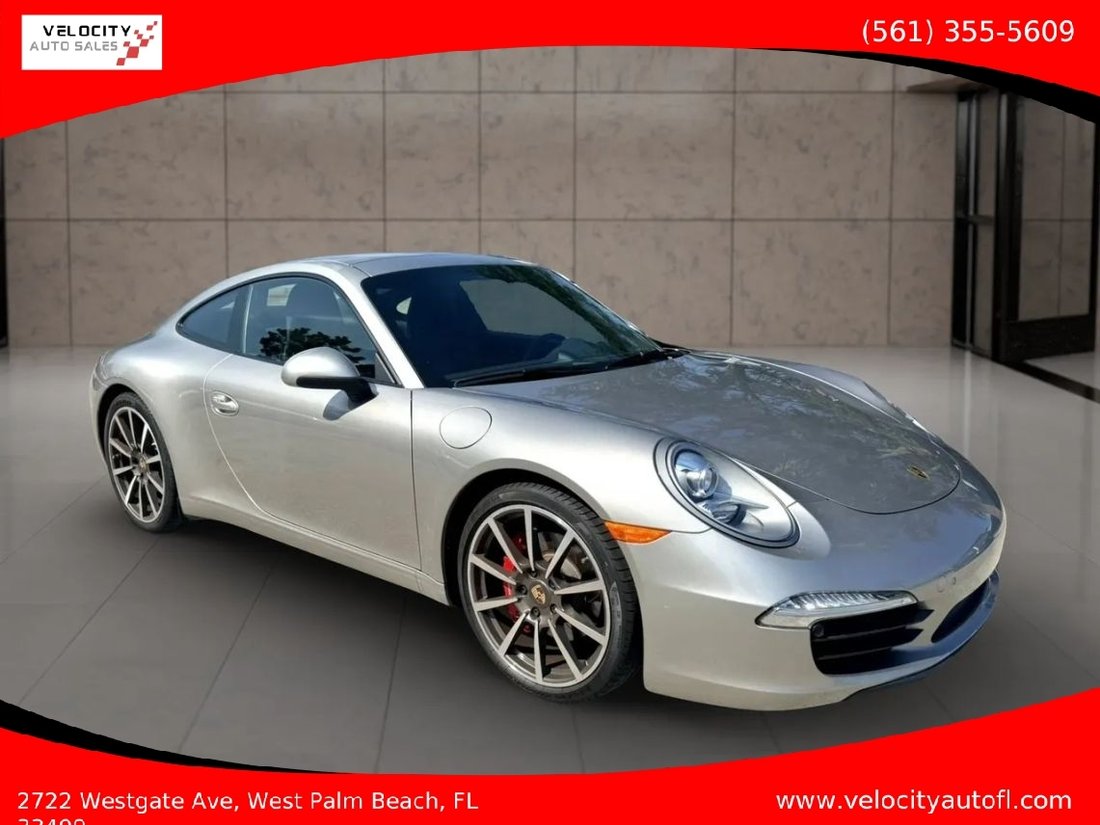 Coupe in West Palm Beach, FL, United States 1 - 18702074