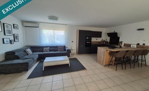 Maison à Sud, Lagnieu, France 1