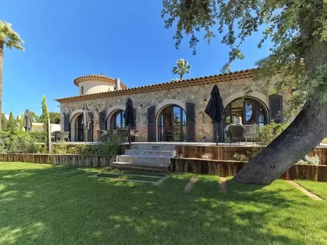 Villa in Les Bastides, Antibes, France 1 - 17388677
