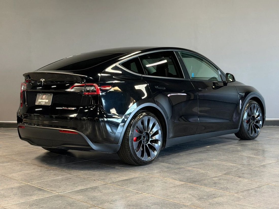 Suv in Bensenville, IL, United States 5 - 18702042
