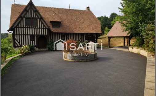 House in Saint-Martin-de-la-Lieue, Normandy, France 1