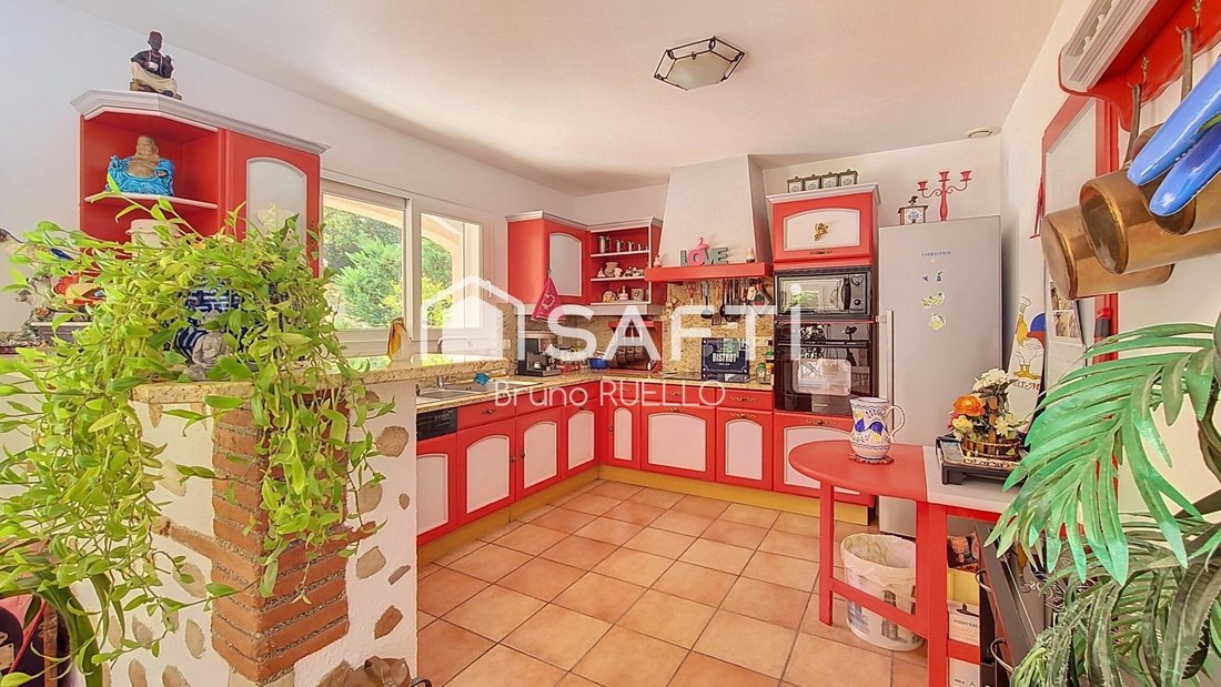 House in Montesquieu-des-Alberes, Occitania, France 4 - 18702519