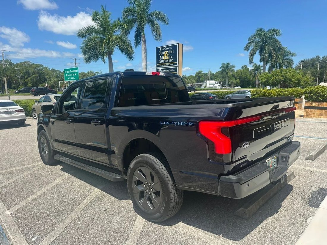 Pickup in Fort Myers, FL, United States 2 - 18702150