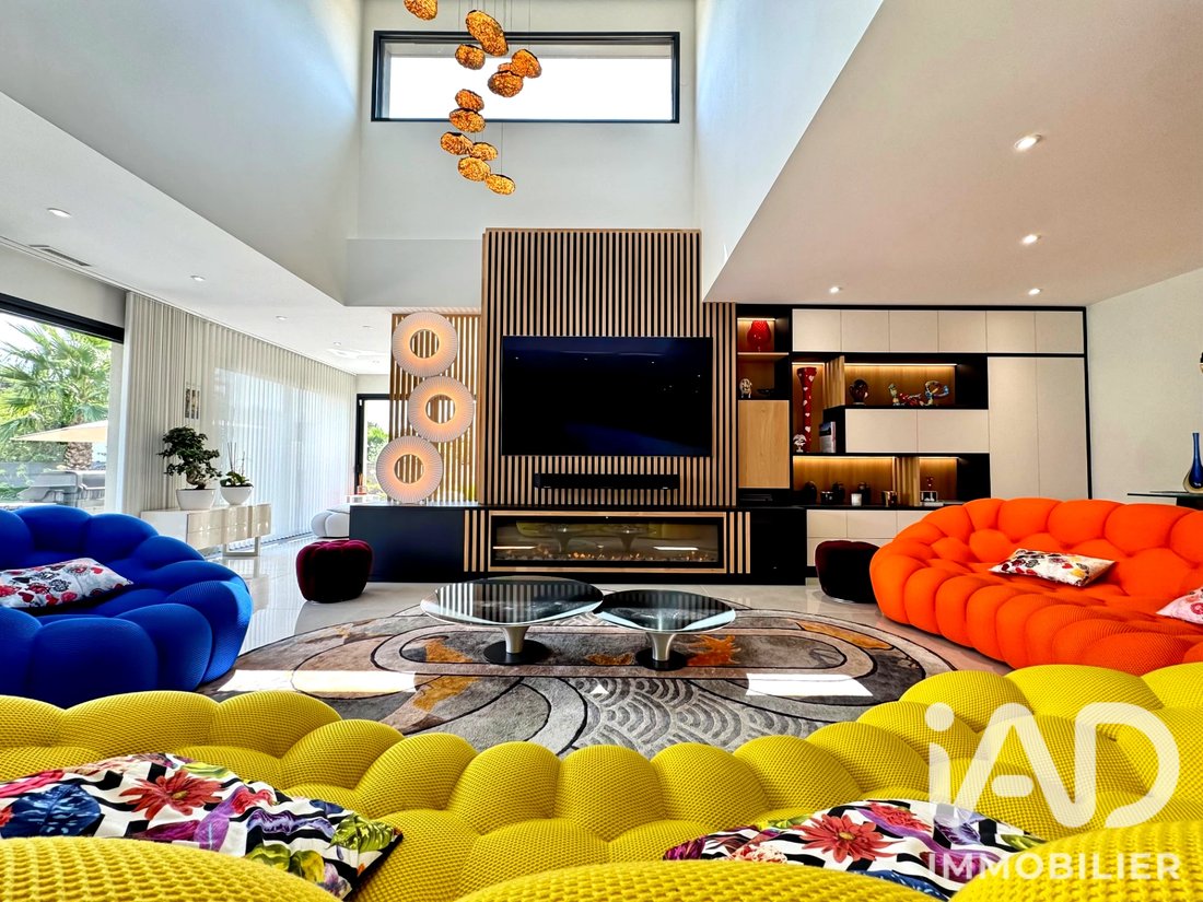 House in Zone Nord, Saint-Gilles, France 2 - 18686842