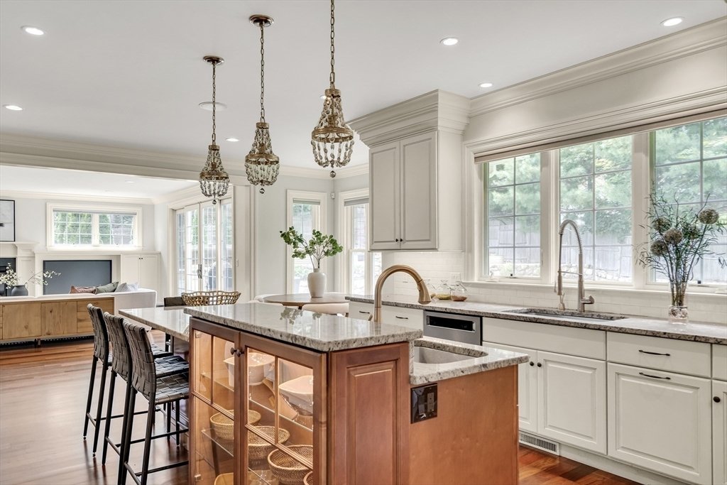 House in Needham, Massachusetts, United States 5 - 18701747