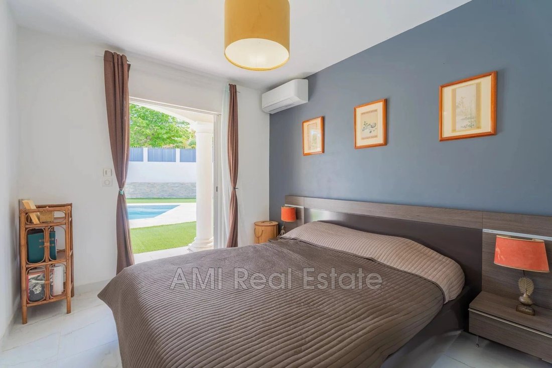 Villa in Nice, Provence-Alpes-Côte d'Azur, France 5 - 18701590