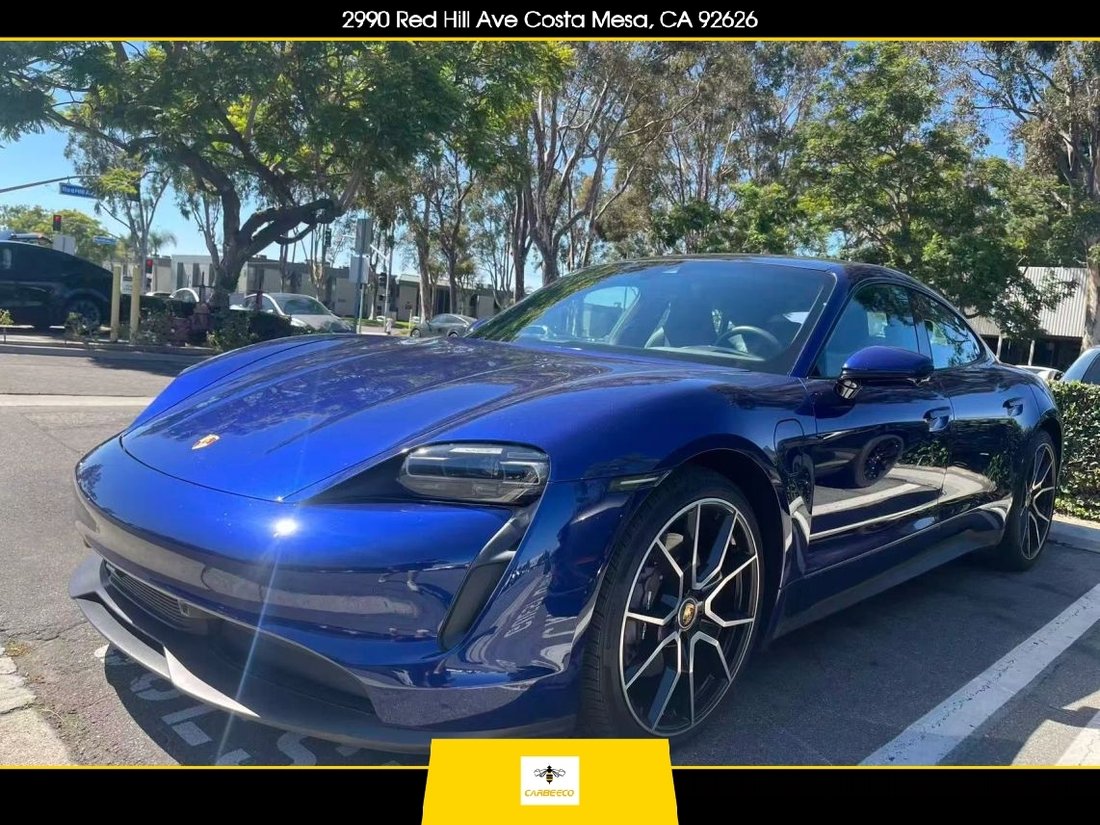 Sedan in Costa Mesa, CA, United States 1 - 18702048
