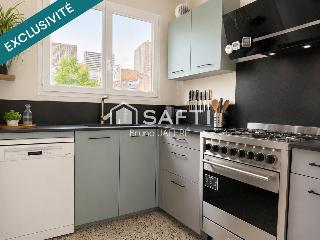 Apartment in Saint Lambert, Paris 15e Arrondissement, Paris 4 - 18240893