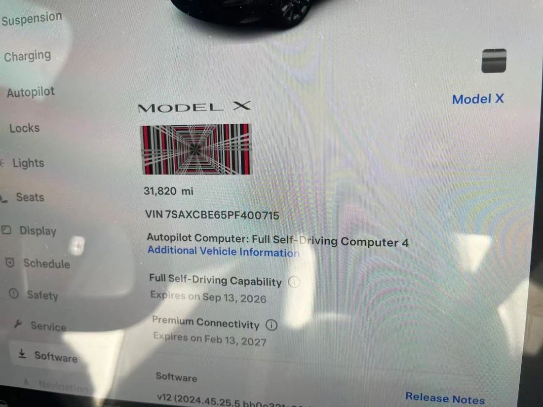 Suv in Costa Mesa, CA, United States 5 - 18702054
