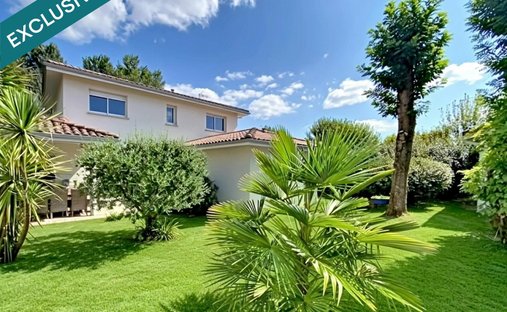 House in Baraillot, Le Haillan, France 1