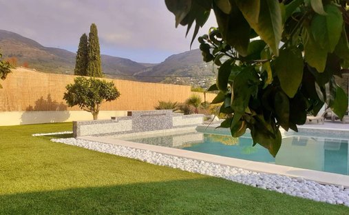Villa in Plan de Noves, Vence, France 1
