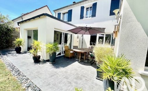 Haus in Le Plateau Pyramide, Athis-Mons, Frankreich 1