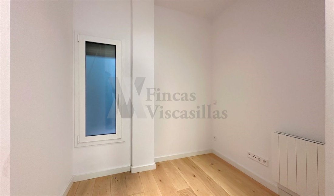 Apartment in Sarrià-Sant Gervasi, Barcelona, Spain 4 - 18701644