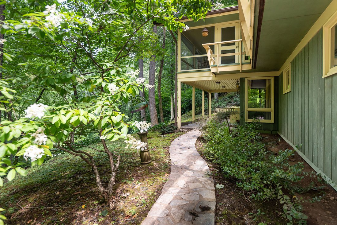 House in Canton, North Carolina, United States 4 - 18702425