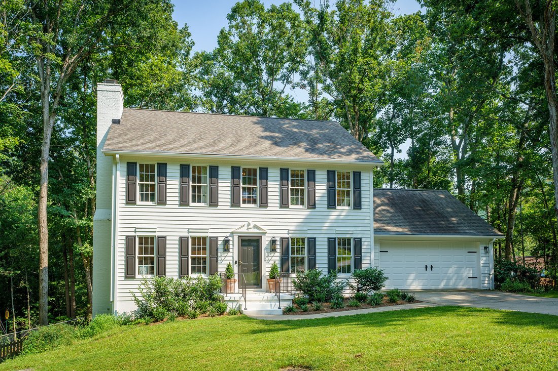 House in Asheville, North Carolina, United States 1 - 18702424