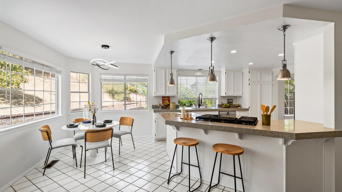 Townhouse in Petaluma, California, United States 5 - 18702412
