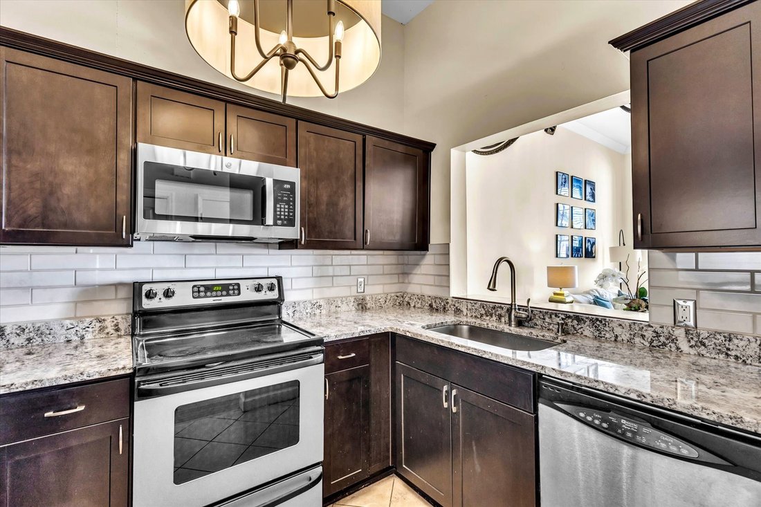 Condo in Savannah, Georgia, United States 4 - 18702418