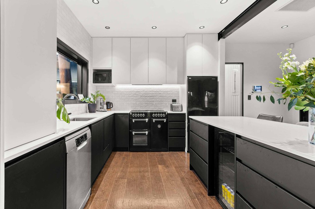 Townhouse in Havelock North, Hawke's Bay, New Zealand 5 - 18702426
