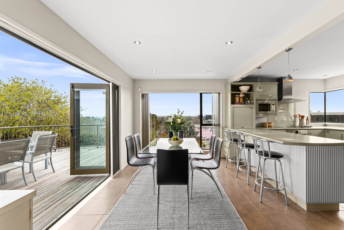 Townhouse in Havelock North, Hawke's Bay, New Zealand 5 - 18702415