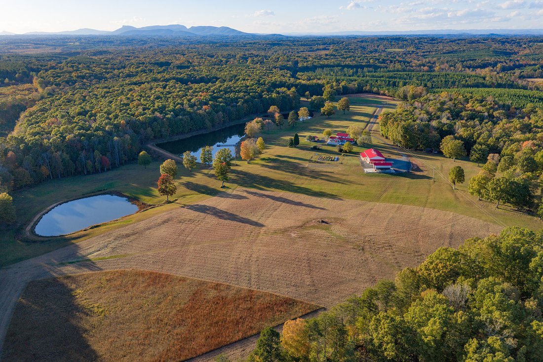 House in Walnut Cove, North Carolina, United States 3 - 18702428