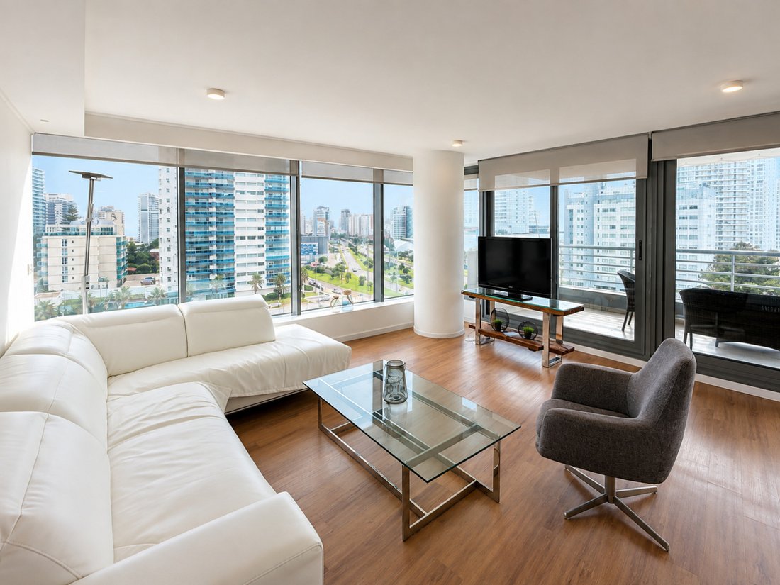 Apartment in Punta del Este, Maldonado Department, Uruguay 1 - 18709724