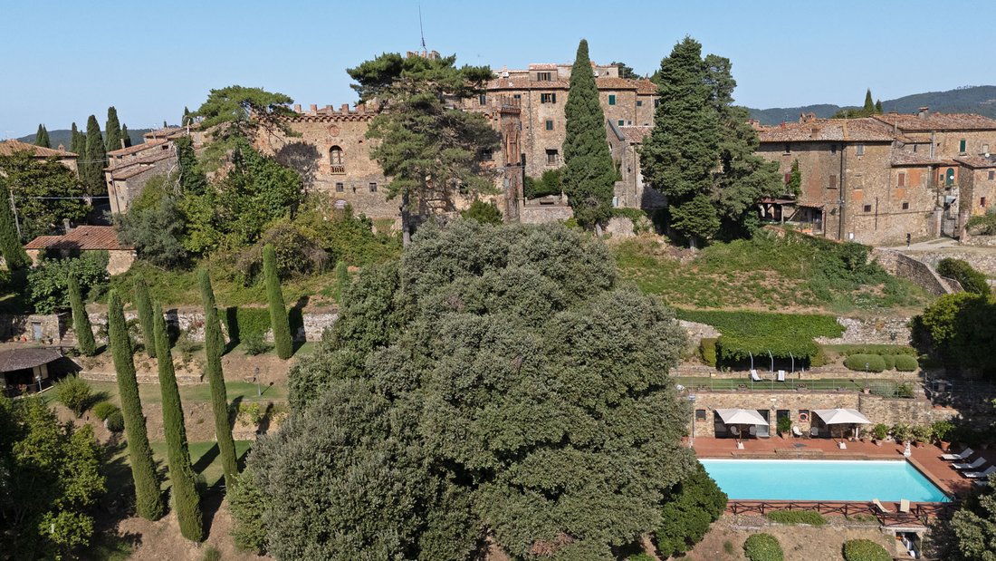 Castle in Bucine, Tuscany, Italy 4 - 18702730