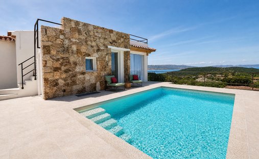 Villa in Arzachena, Sardinien, Italien 1