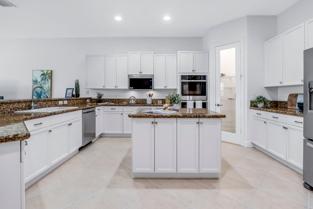 Estate in Southwest Ranches, Florida, United States 4 - 18702732