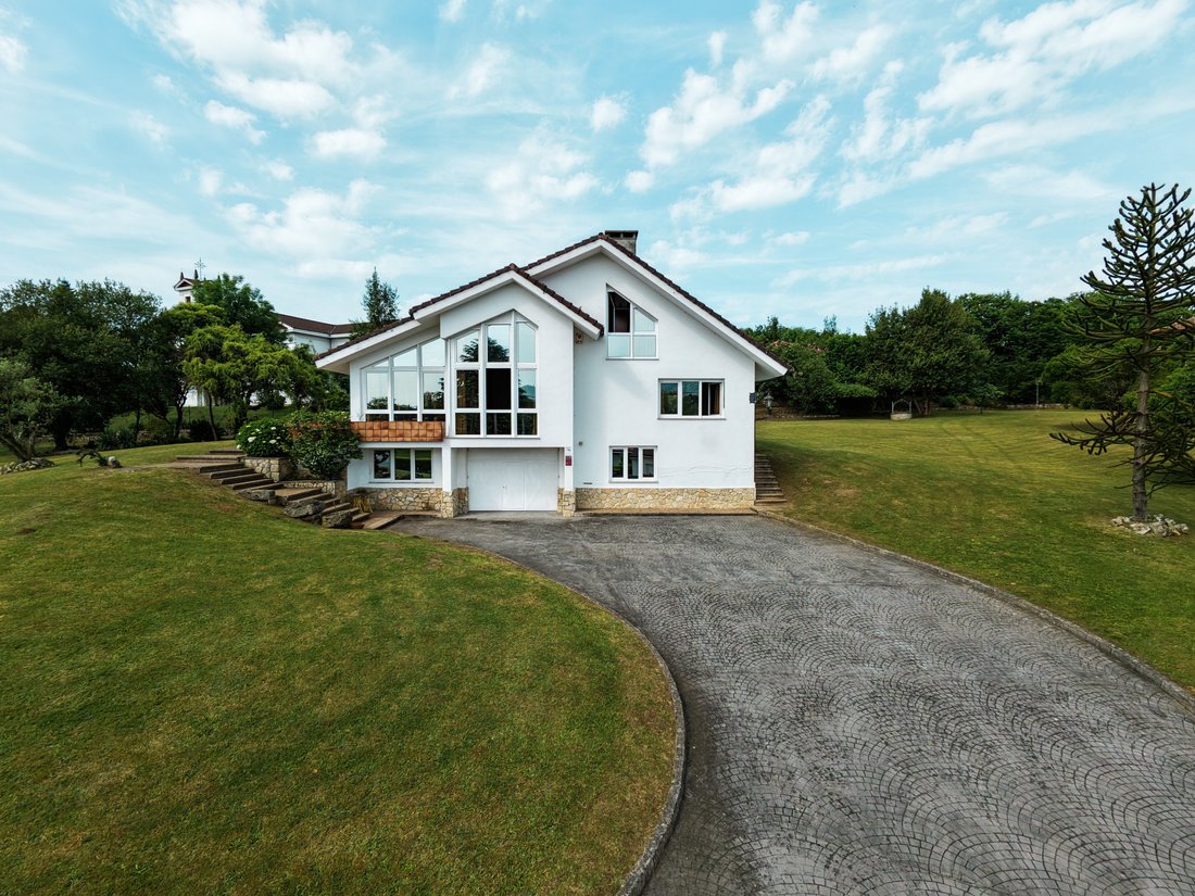 Chalet in Las Campas y San Claudio, Oviedo, Spain 5 - 18704370