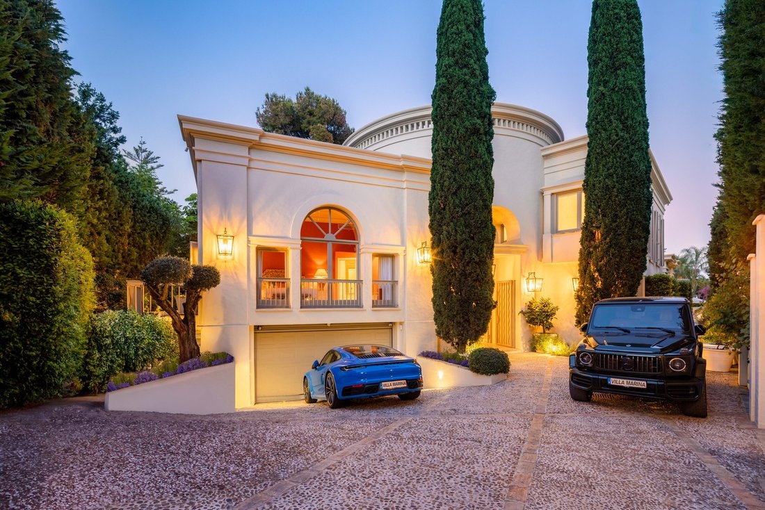 Villa in Marbella, Andalusien, Spanien 3 - 18713616
