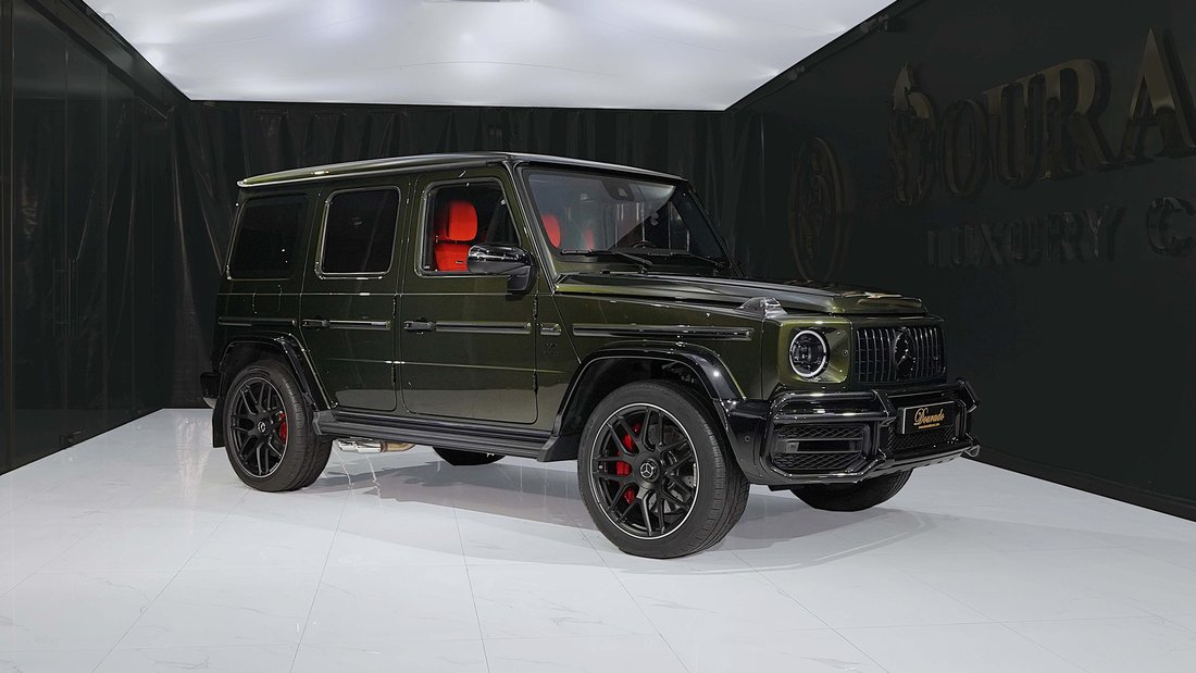 Suv in Dubai, United Arab Emirates 1 - 18712881